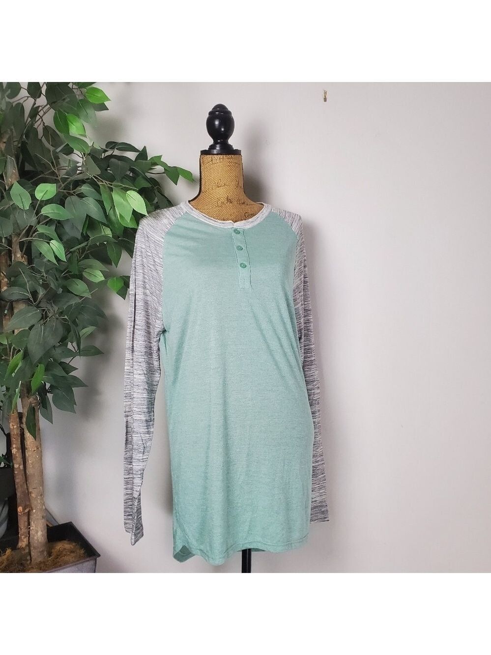 Lularoe Mark Mens Long Sleeve Top Mint Green Medium